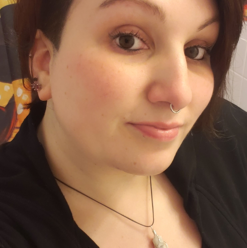 Meet your Posher, Lorraine